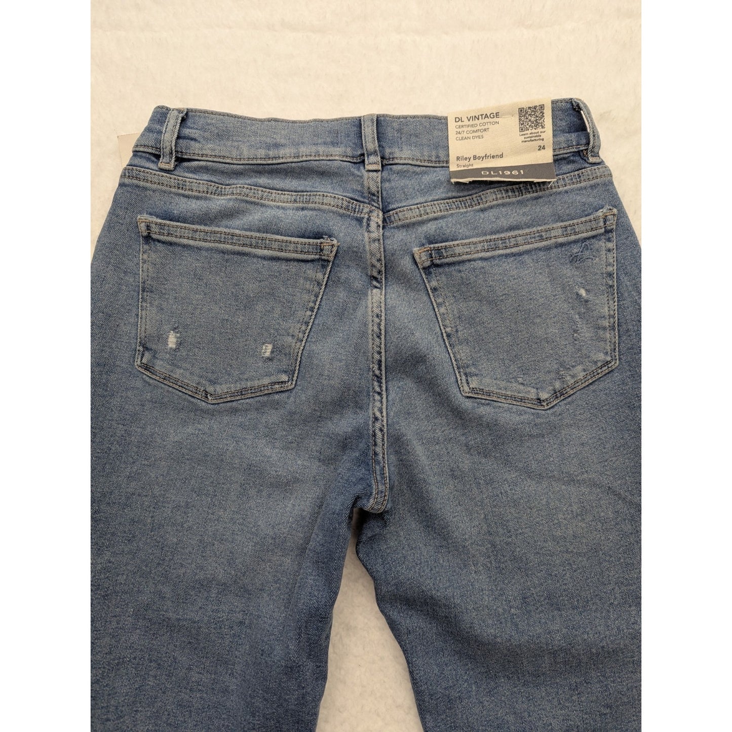 NWT $199 DL1961 Jeans Size 24 Blue Riley Boyfriend Distressed Mid Rise Stretch