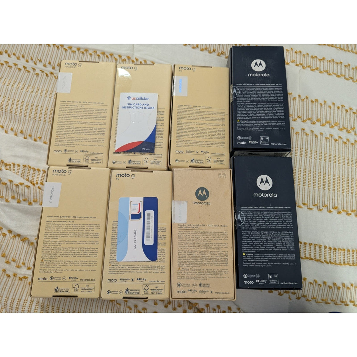 Motorola (US Cellular Pre-Paid) Lot of 8, NEW SEALED, Read Below