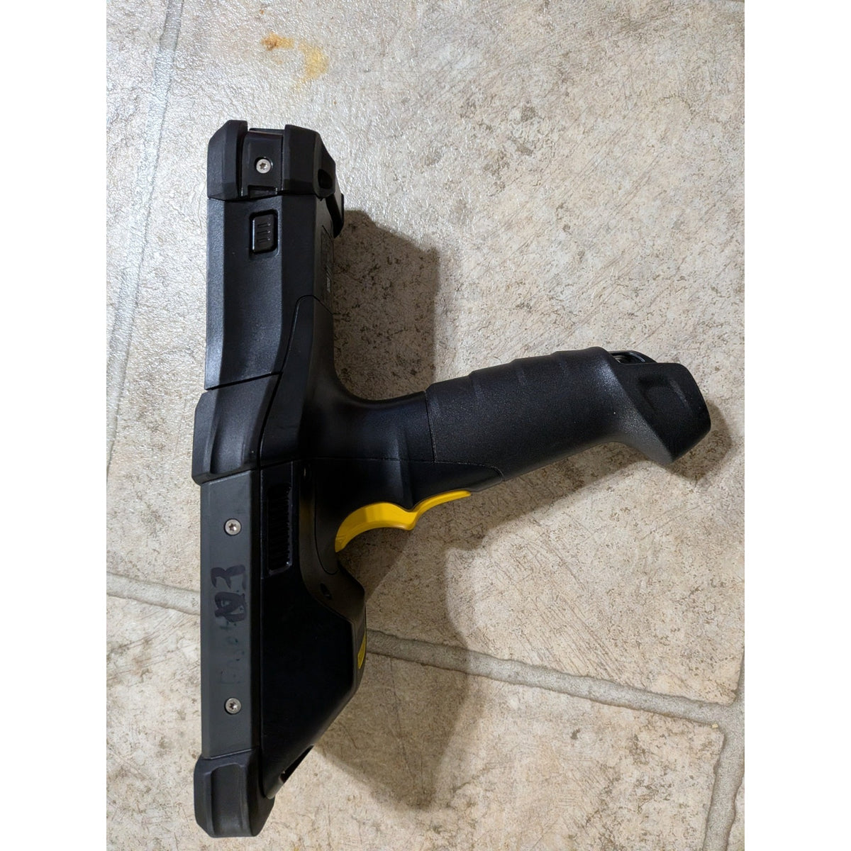 Zebra MC9300 MC930B-GSEGG4NA Mobile Computer Barcode Scanner w/Battery