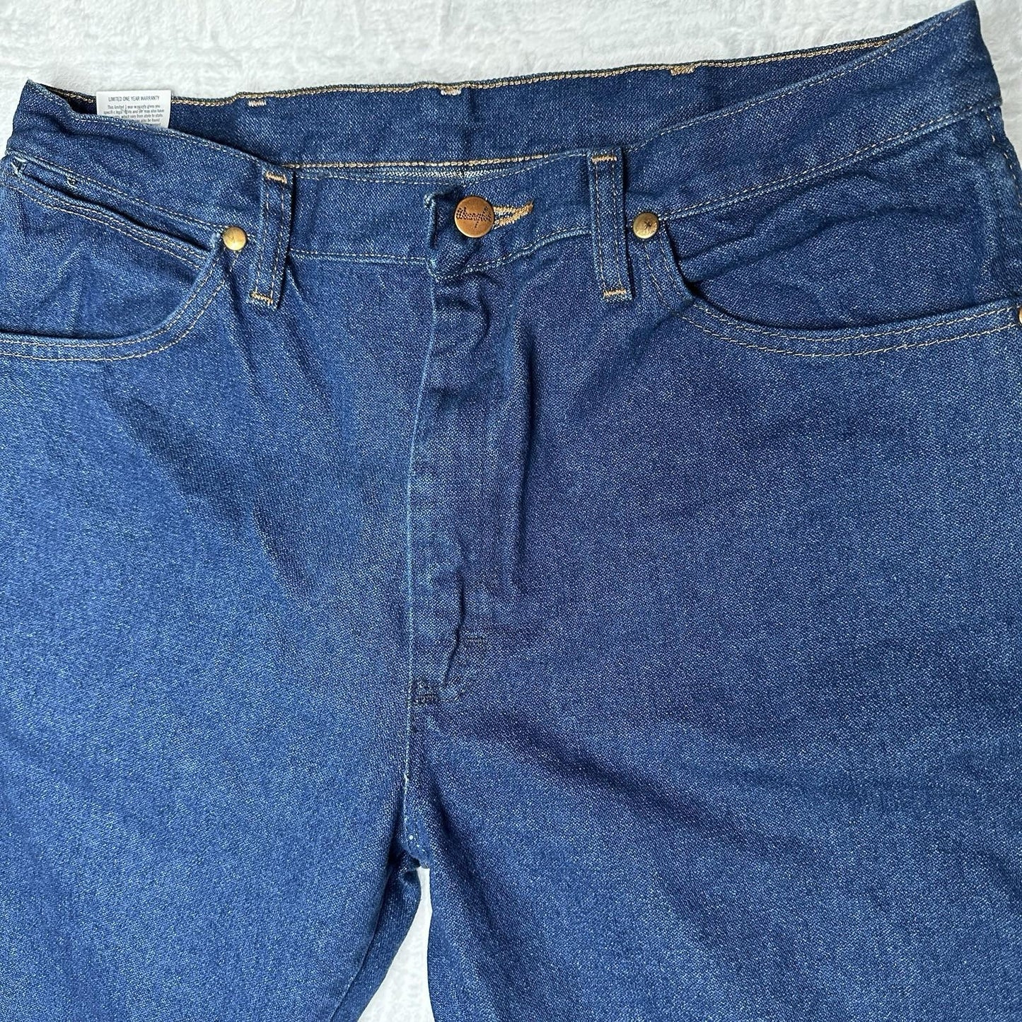 Wrangler ~ Mens ~ 13MWZ ~ Original Fit Cowboy Cut ~ Rigid Indigo 34x32
