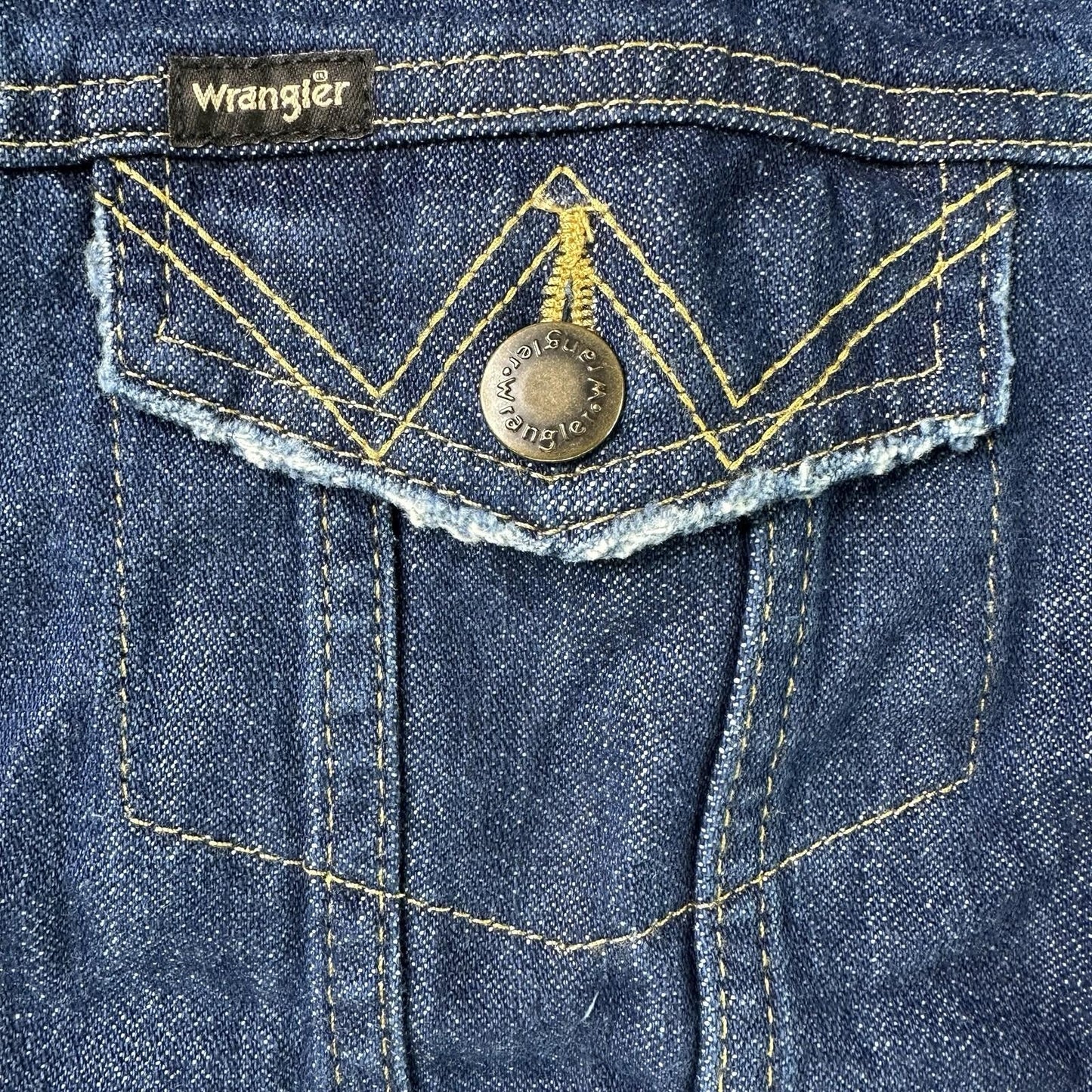 NWT - Women's Wrangler Memory Maker Denim Jacket ~ Women's XS