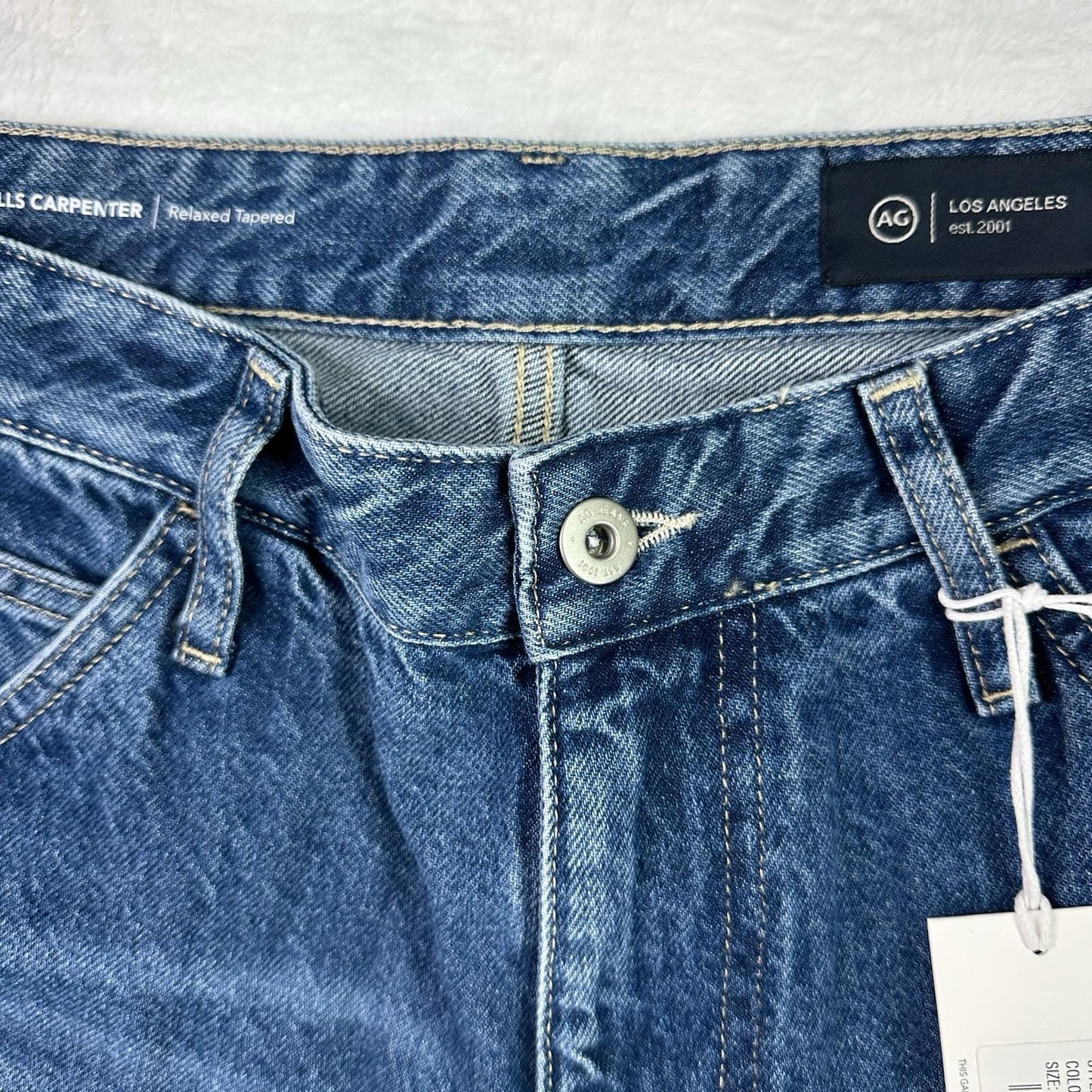 NWT AG Adriano Goldschmied Wells Carpenter Relaxed Tapered Size 30