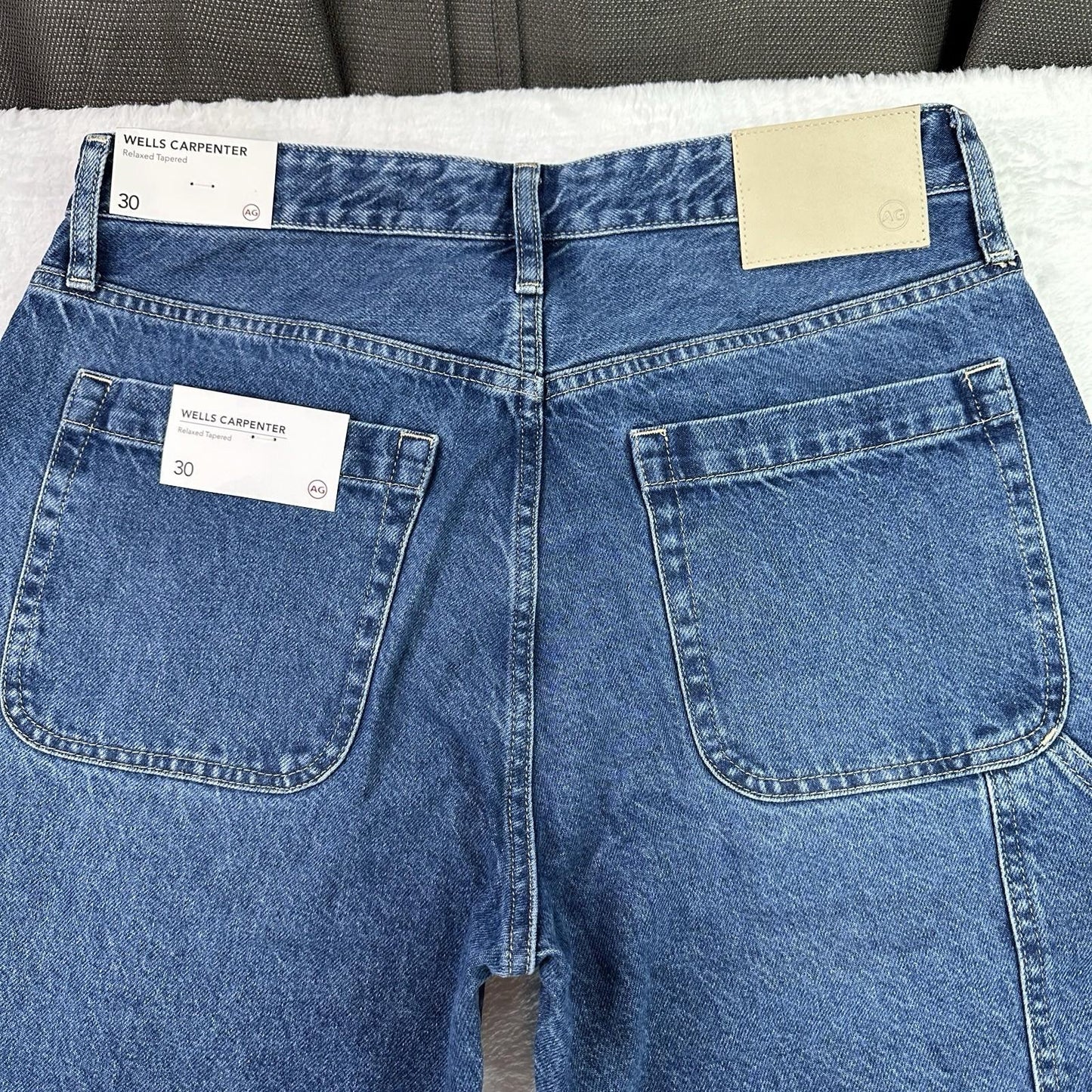 NWT AG Adriano Goldschmied Wells Carpenter Relaxed Tapered Size 30