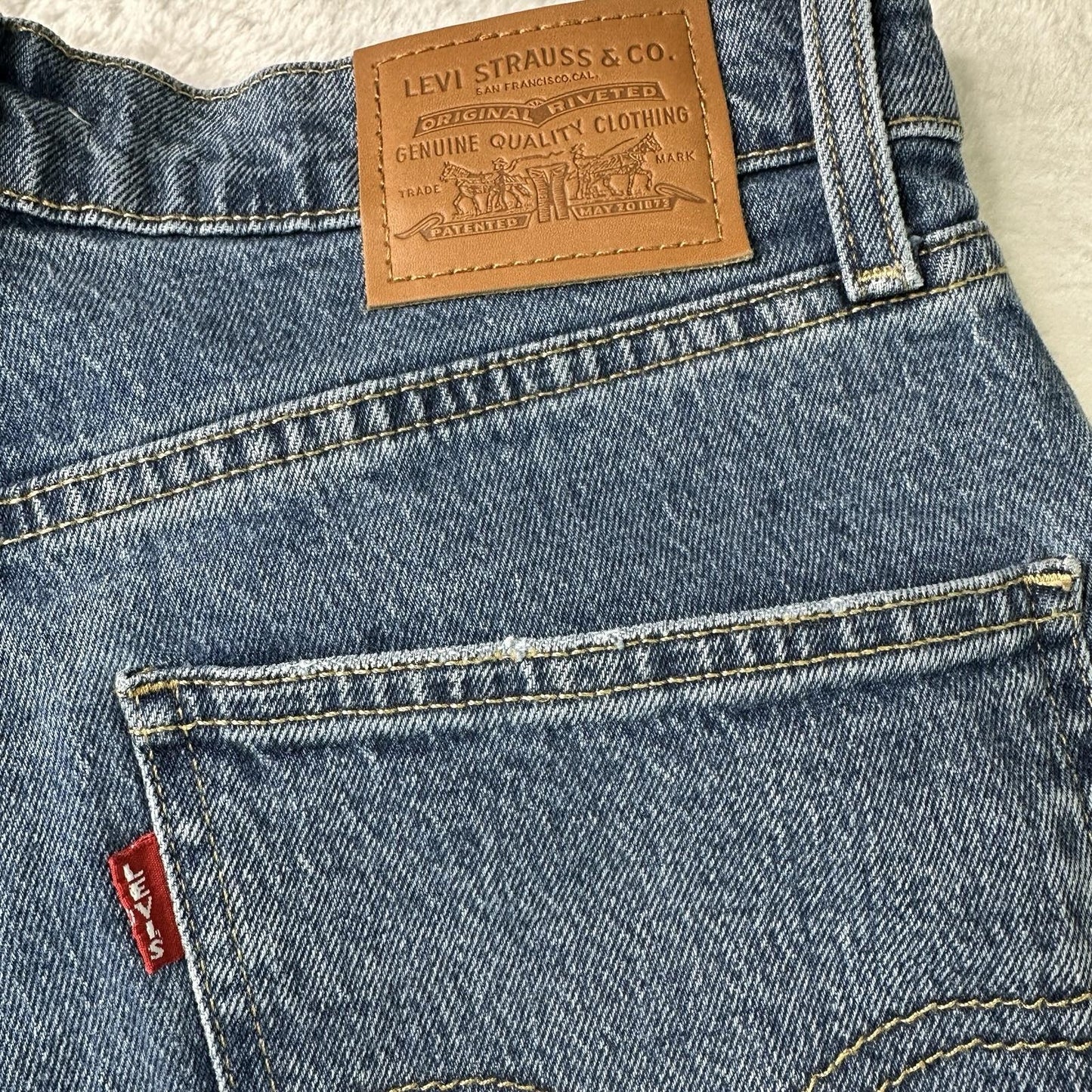 Levi Strauss, Premium 70's High rise Flare Denim Size 29x32