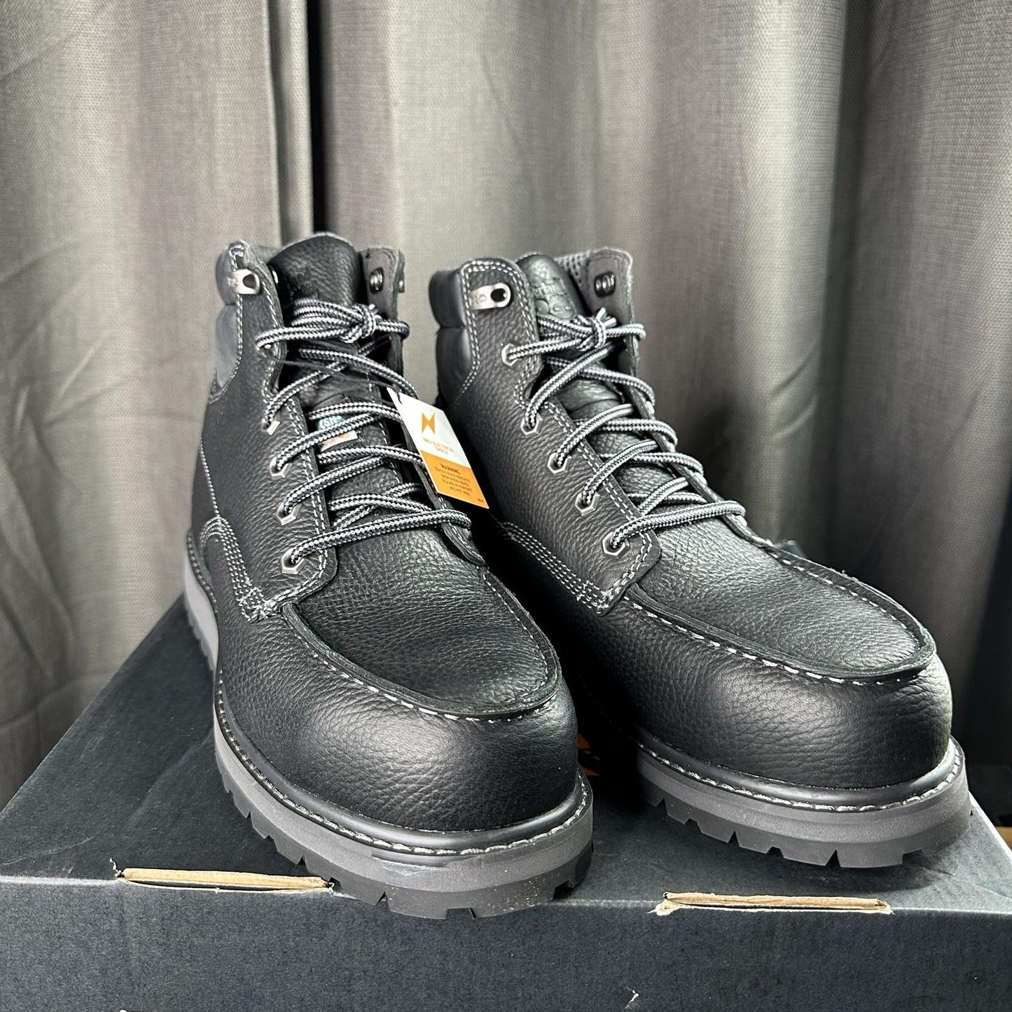 NIB - Timberland PRO Irvine Wedge 6" Alloy Safety Toe, Black Size 8M