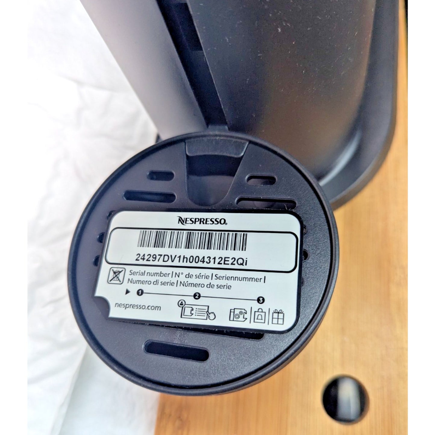 OPEN BOX - Nespresso Vertuo Next Coffee and Espresso Maker - Black