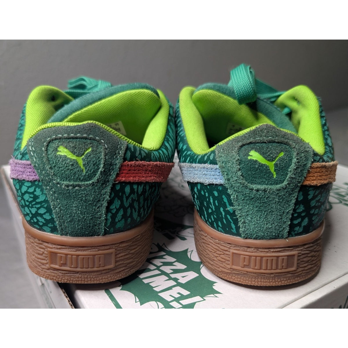 Size 5 Jr KIDS TMNT PUMA Teenage Mutant Ninja Turtles x Suede XL Pizza Box